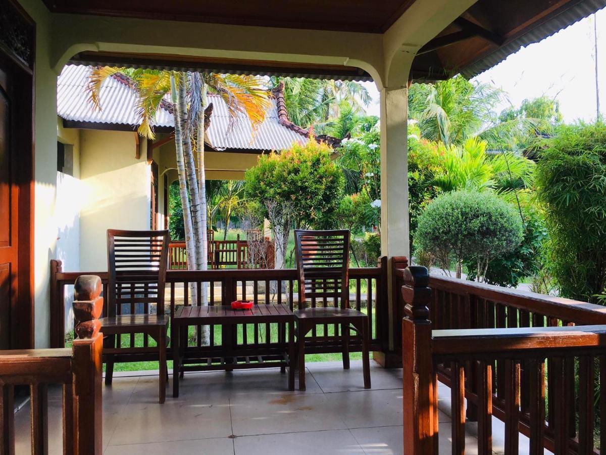 Pelangi Cottages Gili Air Extérieur photo