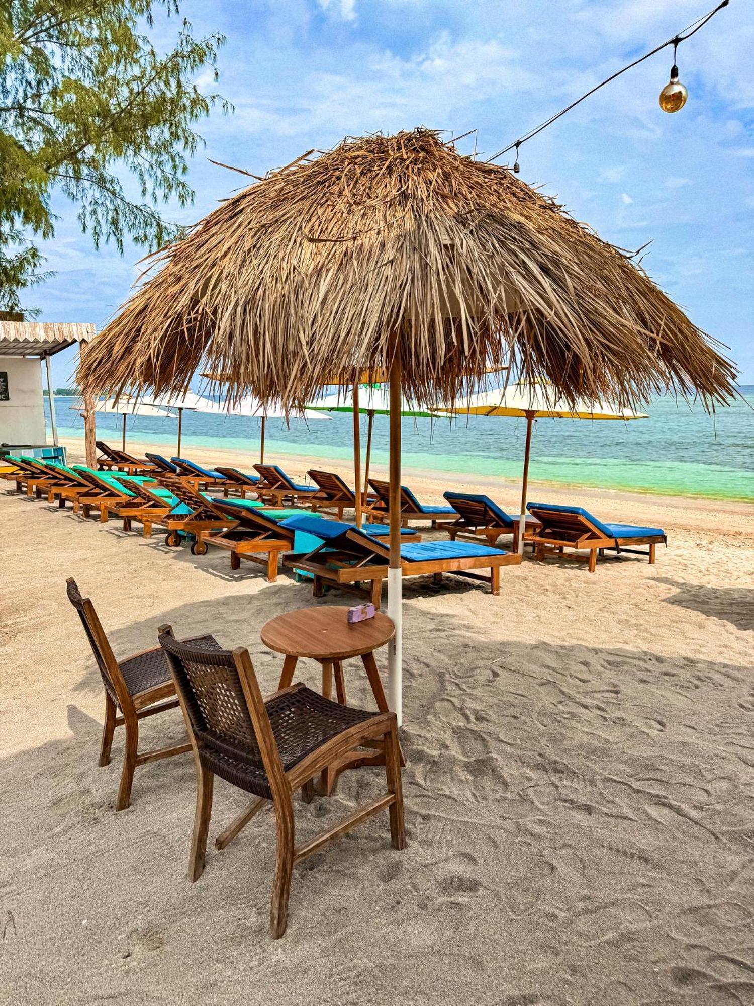 Pelangi Cottages Gili Air Extérieur photo
